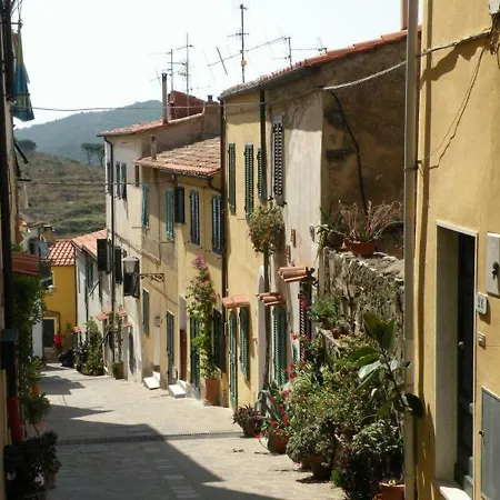 Affascinante Loft A Rio * Rio dellʼElba